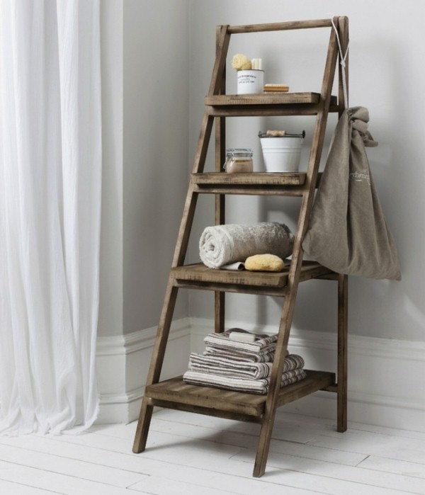 creative-design-ideas-wooden-ladder-as-a-towel-rail